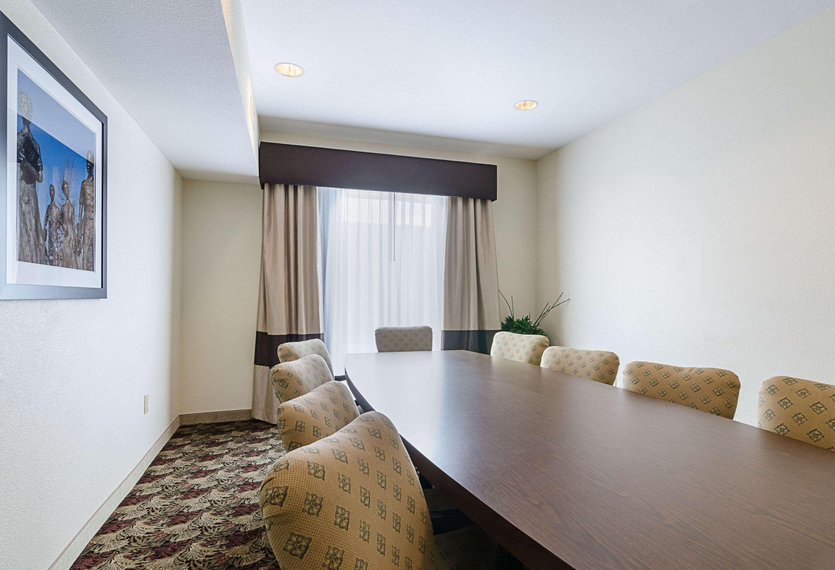 Quality Suites Springdale West I-49 Exterior photo