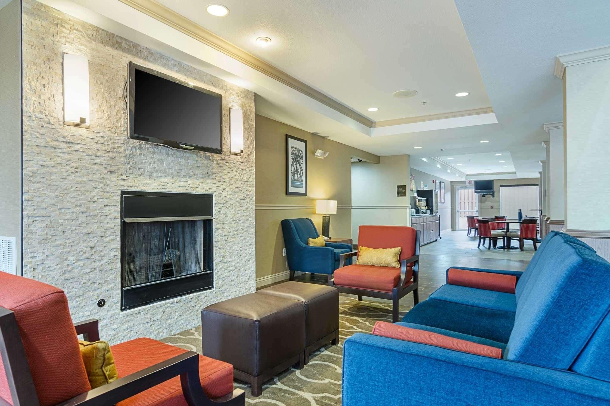 Quality Suites Springdale West I-49 Exterior photo