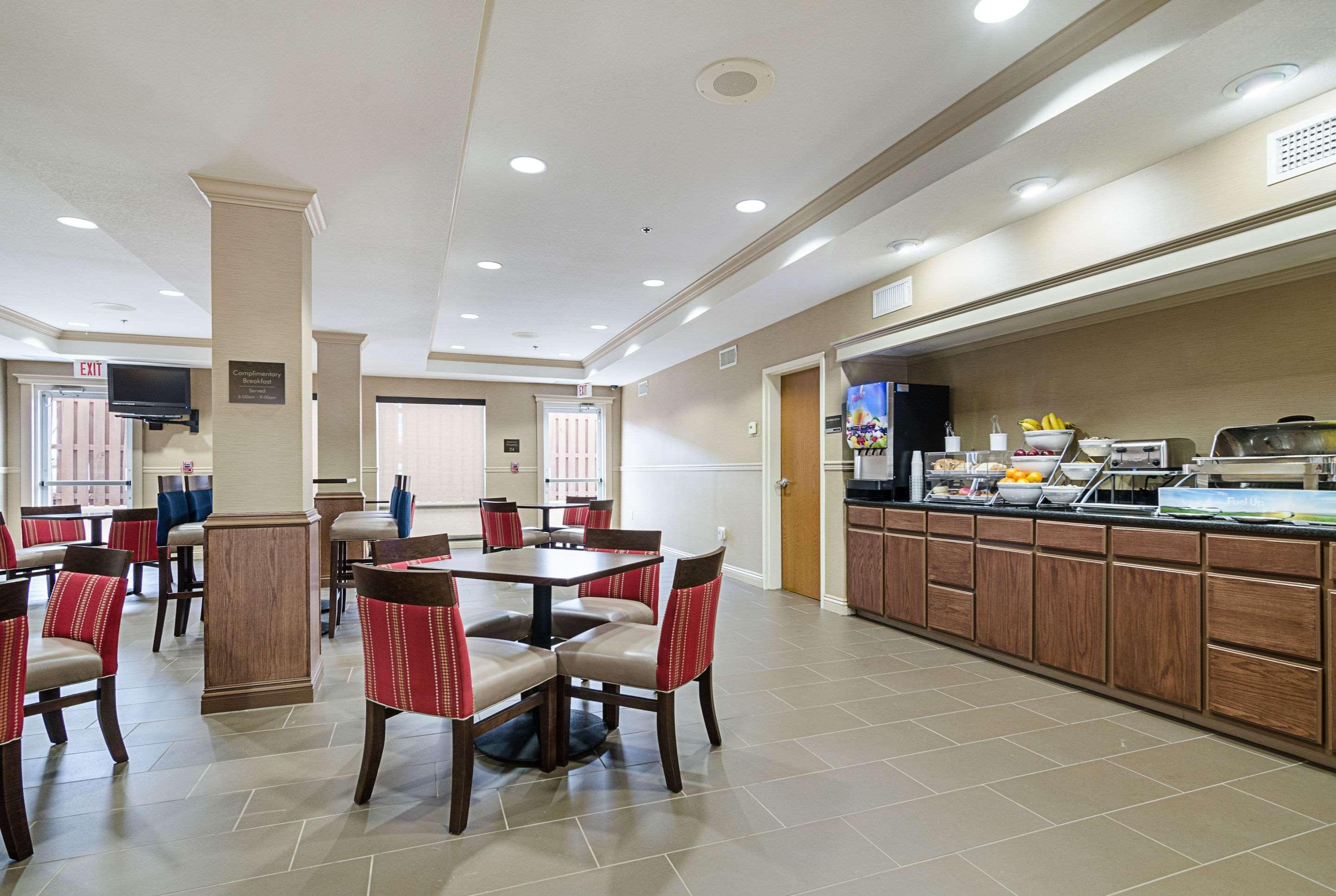 Quality Suites Springdale West I-49 Exterior photo